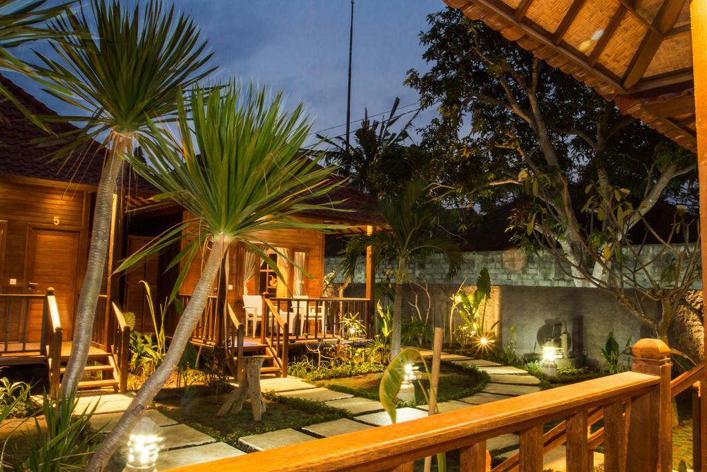 Hotel Seaside Huts Lembongan Exterior foto